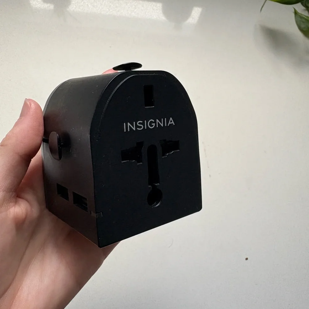 Insignia Universal Travel Adapter